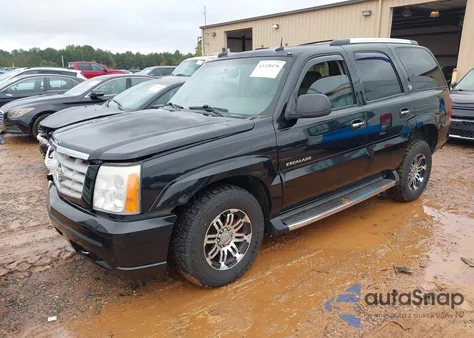 2003 Cadillac Escalade Standard z USA, uszkodzony, nr VIN 1GYEK63N73R118793